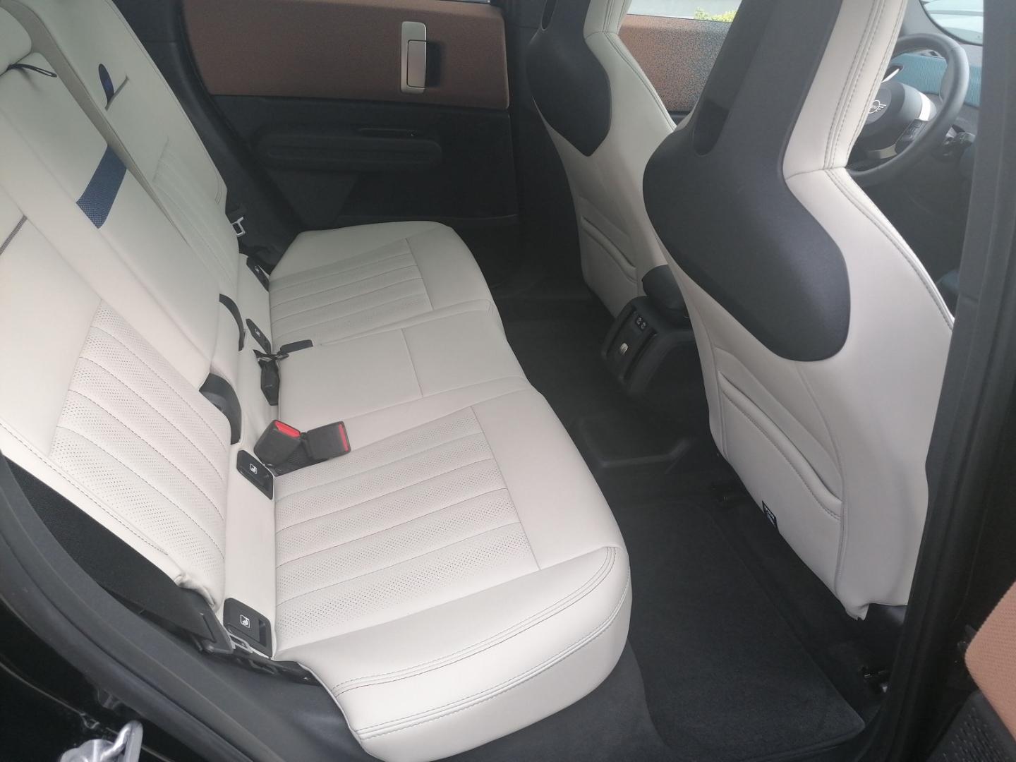 MINI Countryman E Countryman E Fav. Trim HUD Pano ACC H&K Paket L