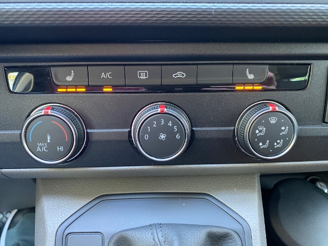 Volkswagen Caravelle 2.0 TDI DSG Lang T6