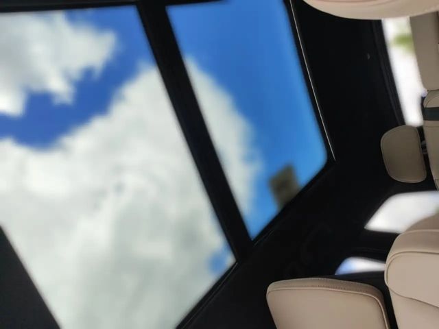 Volvo XC60 AWD Dark Plus