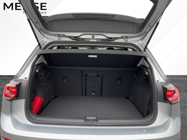 Volkswagen Golf 1.5 eTSI DSG IQ.Drive