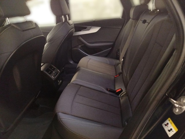 Audi A4 40 TFSI Avant S-Line S-Tronic