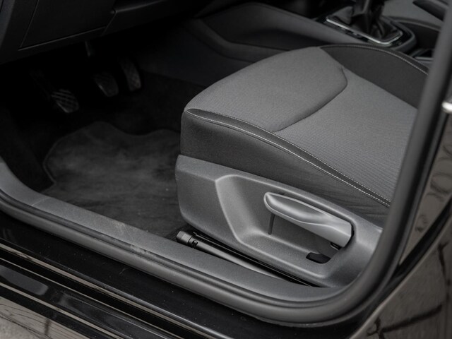 Skoda Fabia 1.0 MPI 5-GANG SpurH SoundSys