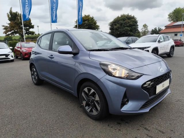 Hyundai i10 1.0 2WD Trend