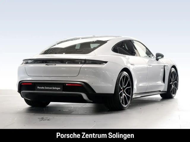 Porsche Taycan 4 Black Edition