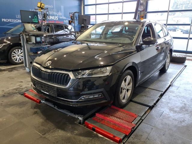 Skoda Octavia 2.0 TDI Combi Style Style
