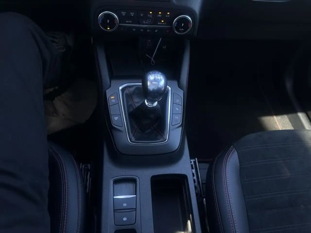 Ford Kuga EcoBoost ST Line X