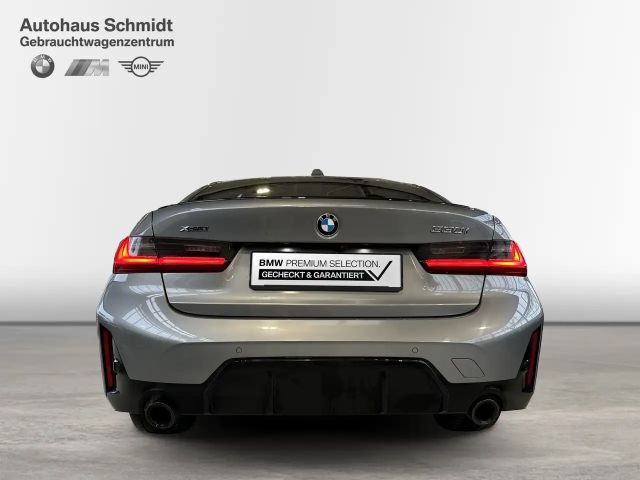 BMW 330 330i M-Sport Sedan xDrive