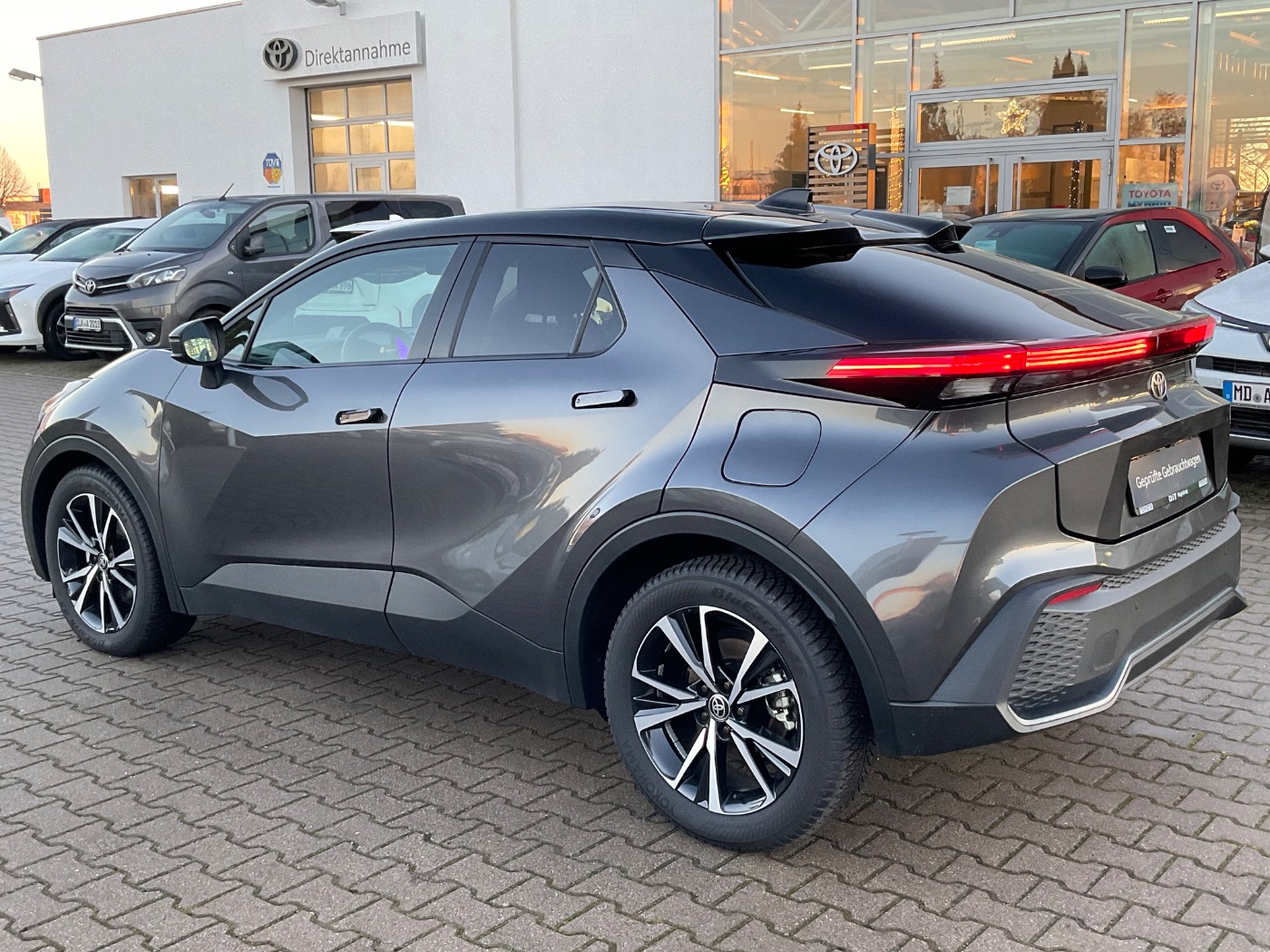 Toyota C-HR 5-deurs Team D