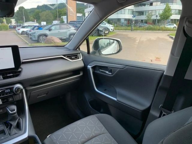 Toyota RAV4 4x2 Hybride Team D