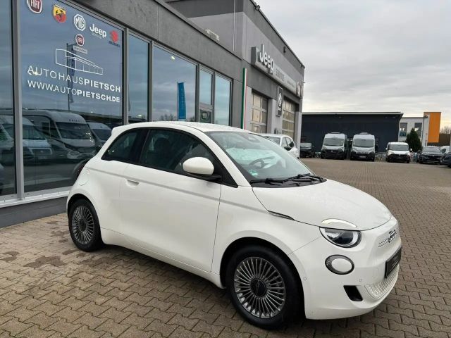 Fiat 500e 42 kWh