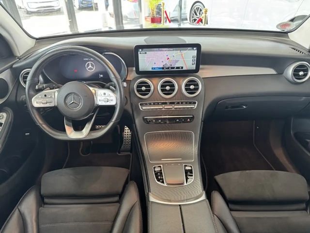Mercedes-Benz GLC 220 4MATIC AMG Line
