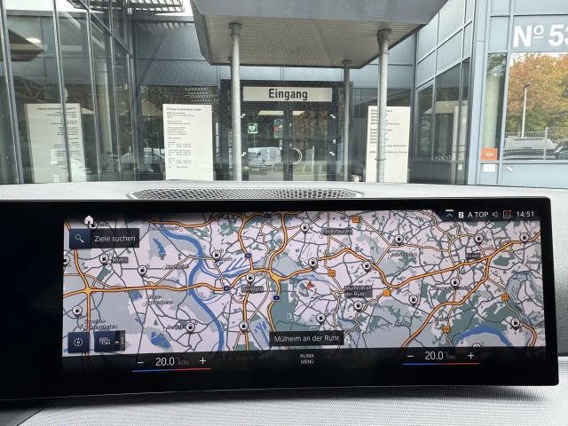 BMW 330 330i Sedan xDrive