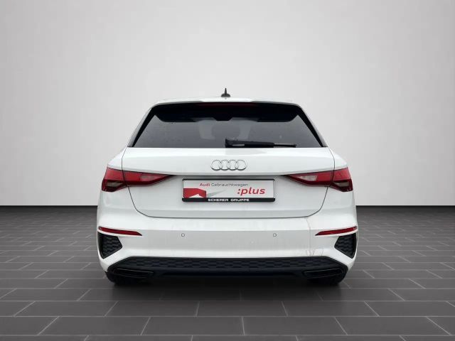 Audi A3 Hybride S-Line Sedan