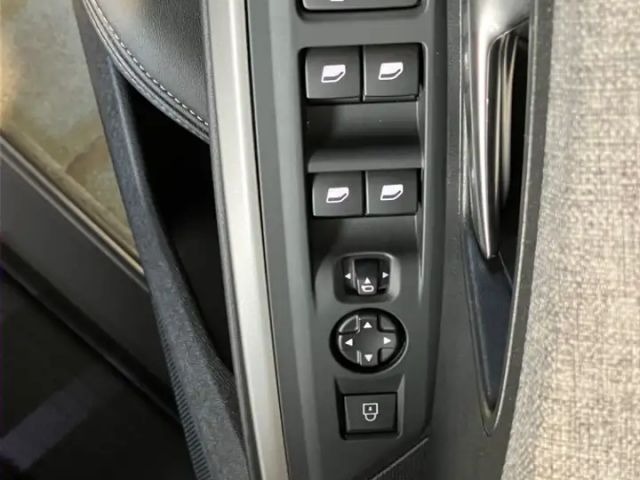 Peugeot 3008 1.2 Fin. ab 2,99 % Navi,Lenkradheizung