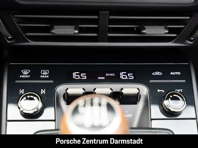 Porsche 992 Cabrio Carrera Turbo