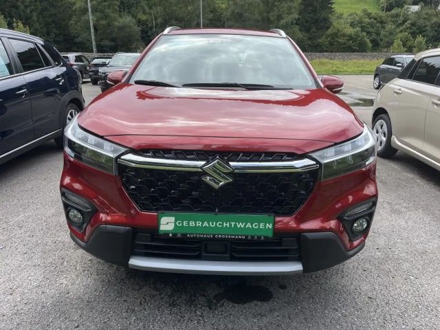 Suzuki S-Cross Hybrid