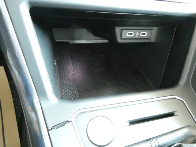 Volkswagen Polo Style