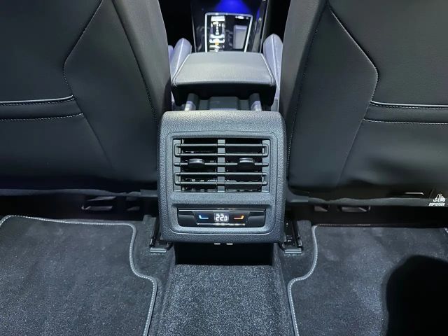 Volkswagen Golf 1.5 eTSI