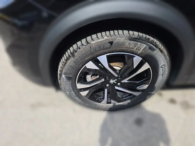 Peugeot E-2008 Allure Pack