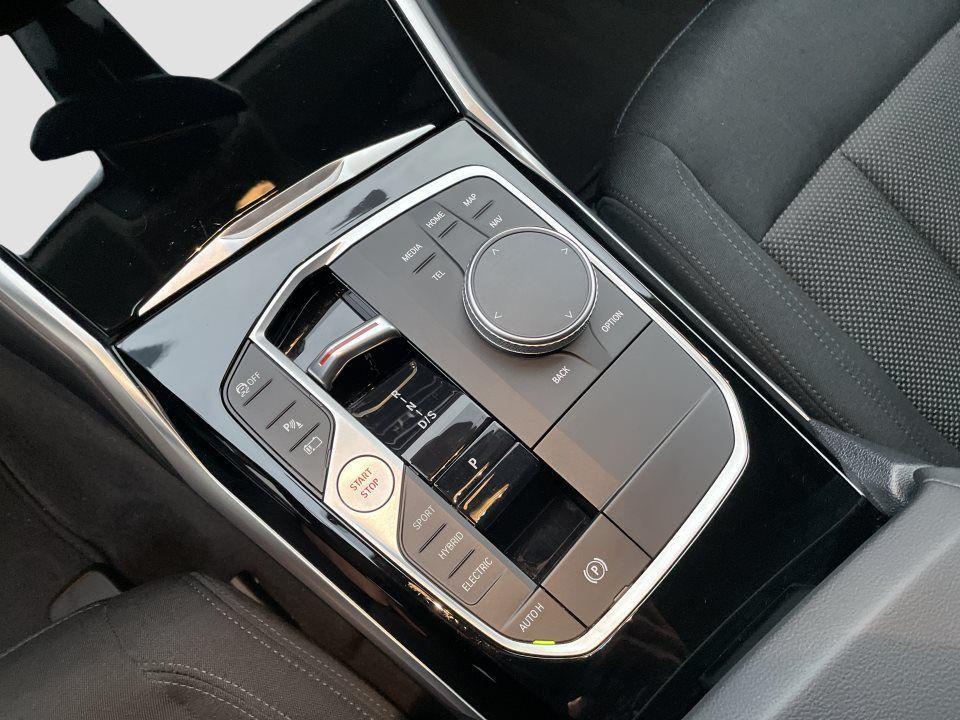 BMW 320 320e Touring xDrive