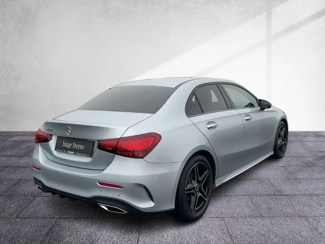 Mercedes-Benz A 180 A 180 d AMG Line