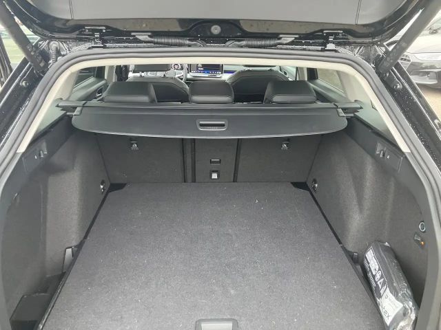 Volkswagen Golf Business DSG Variant