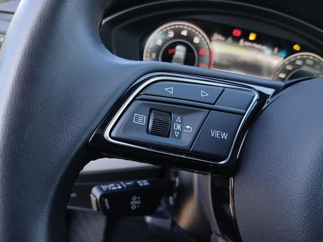 Audi A4 40 TFSI S-Tronic Sedan