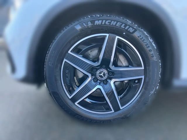 Mercedes-Benz GLC 300 AMG Line GLC 300 d