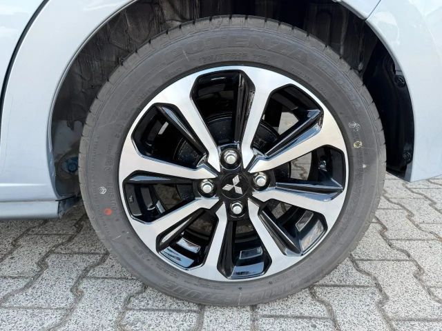 Mitsubishi Space Star Star