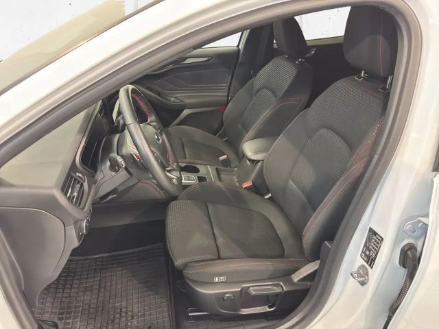 Ford Focus ST Line Wagon