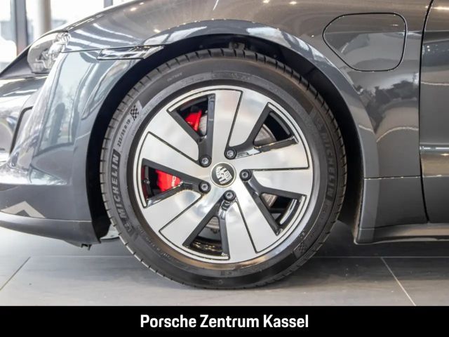 Porsche Taycan Burmester Clubleder HA-Lenkung Nachtsicht