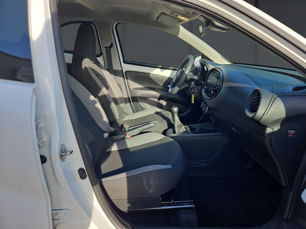 Toyota Aygo X 5-deurs Basis