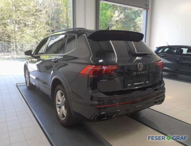 Volkswagen Tiguan 2.0 TDI Allspace DSG R-Line