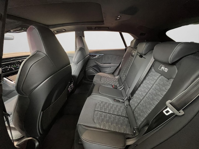 Audi RS Q8 Performance Quattro