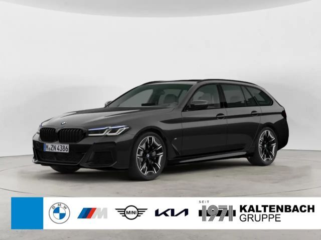 BMW 540 540d M-Sport Touring xDrive