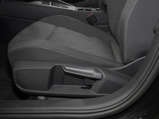 Volkswagen Golf 1.5 eTSI DSG Golf VIII