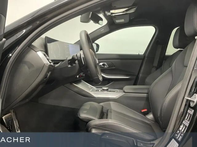 BMW 320 320i M-Sport Sedan xDrive