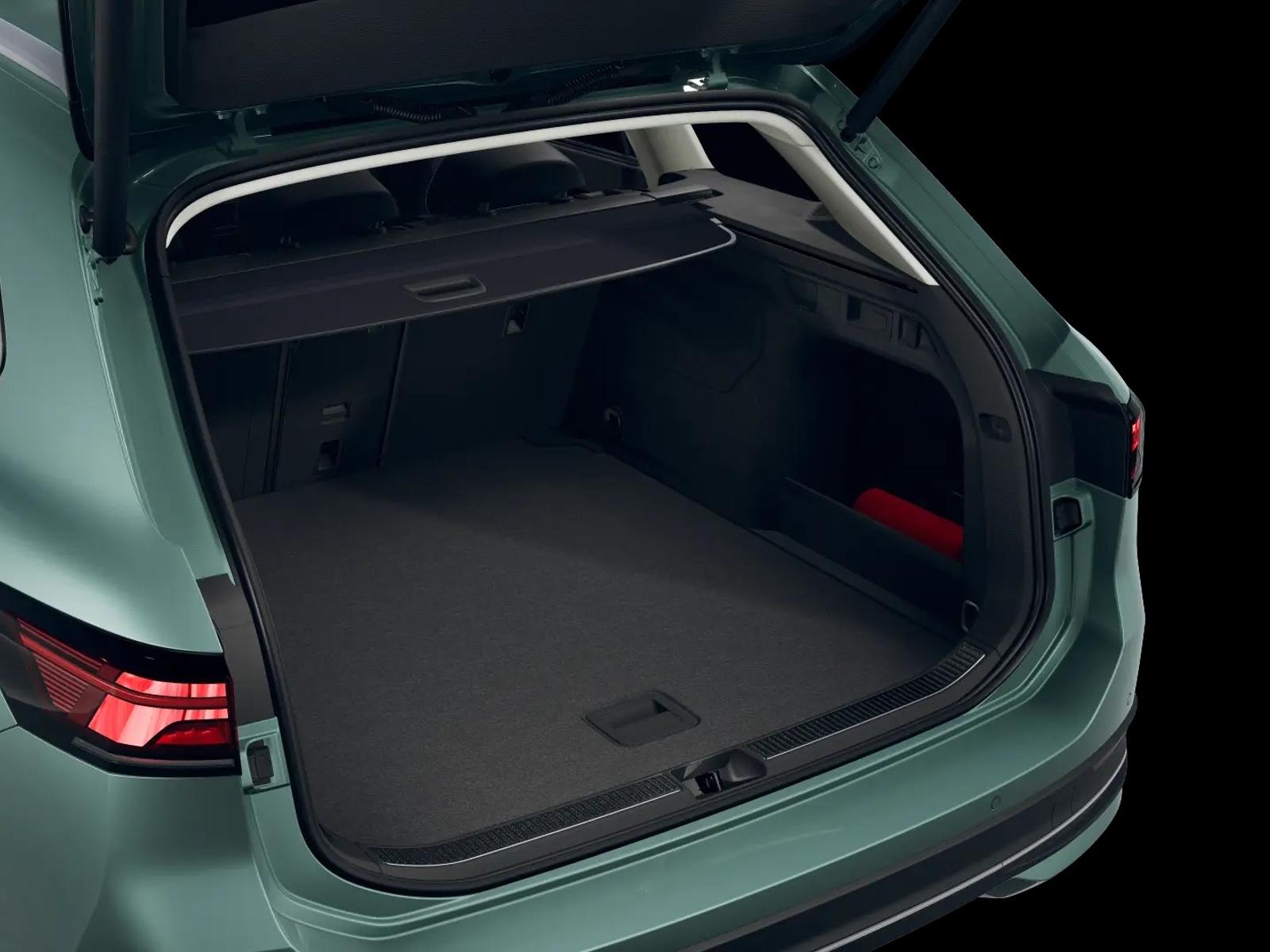 Volkswagen Passat 1.5 eTSI Business Variant