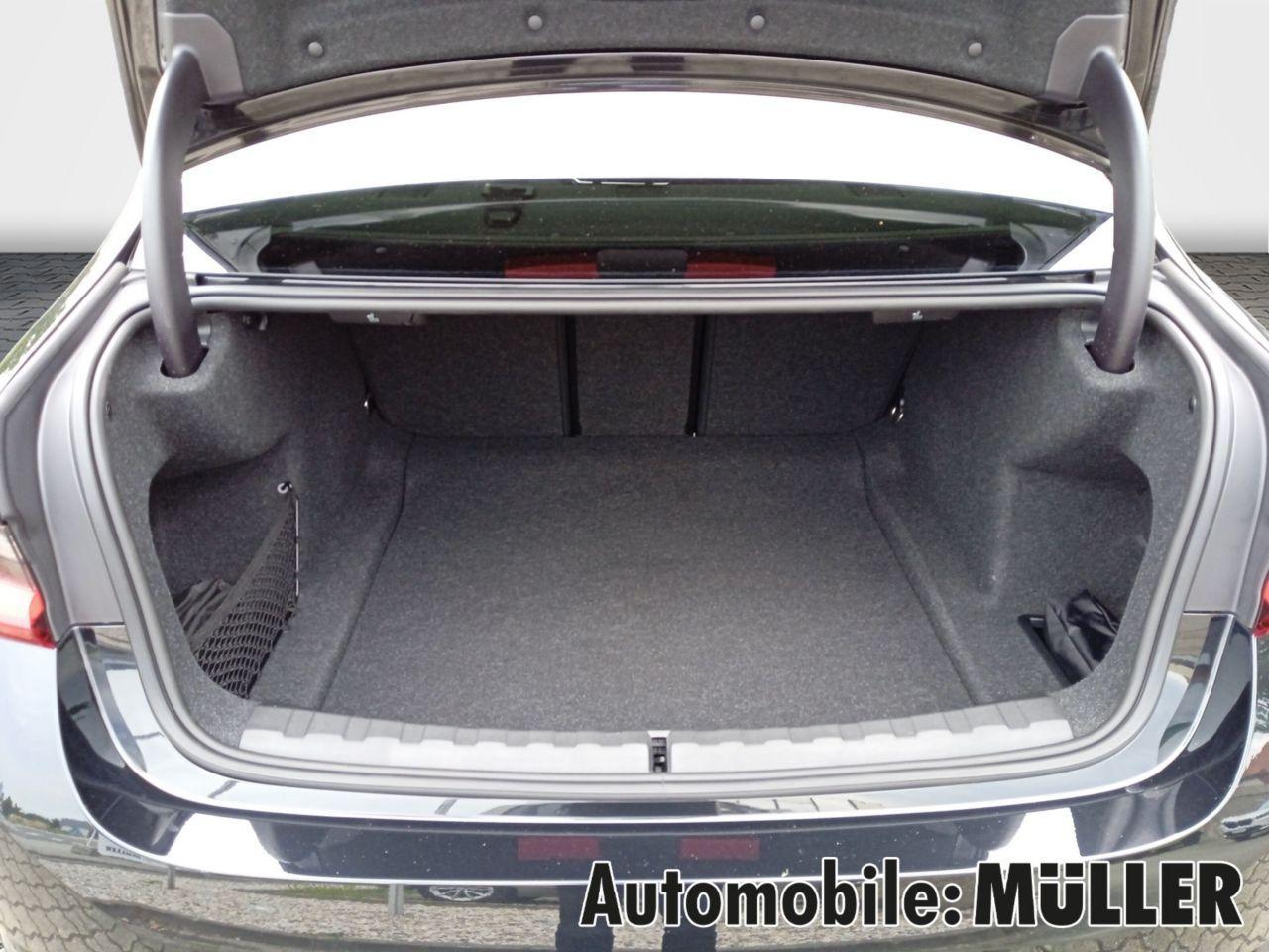 BMW 318 318i Coupé Gran Coupé Sedan