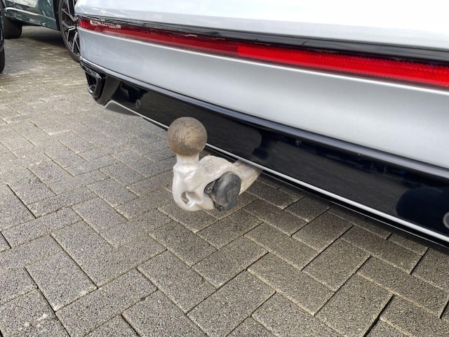 Volkswagen Tiguan 1.5 TSI DSG R-Line