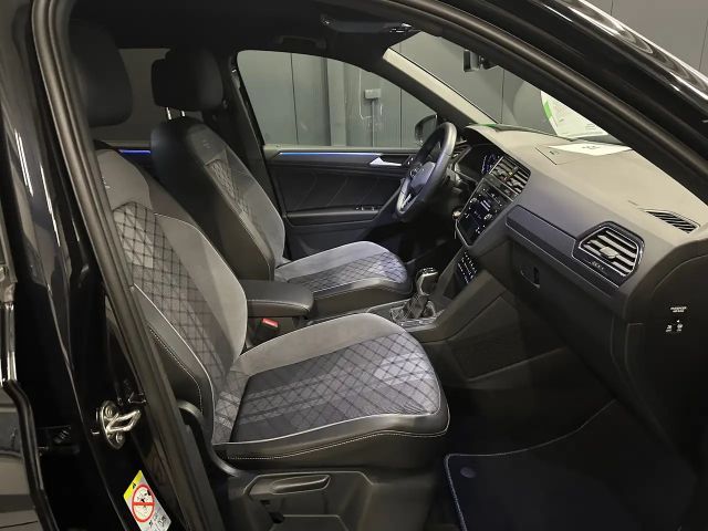 Volkswagen Tiguan 1.5 TSI DSG R-Line