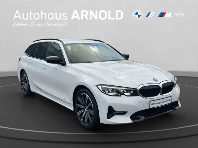 BMW 320 320d Sport Line Touring xDrive