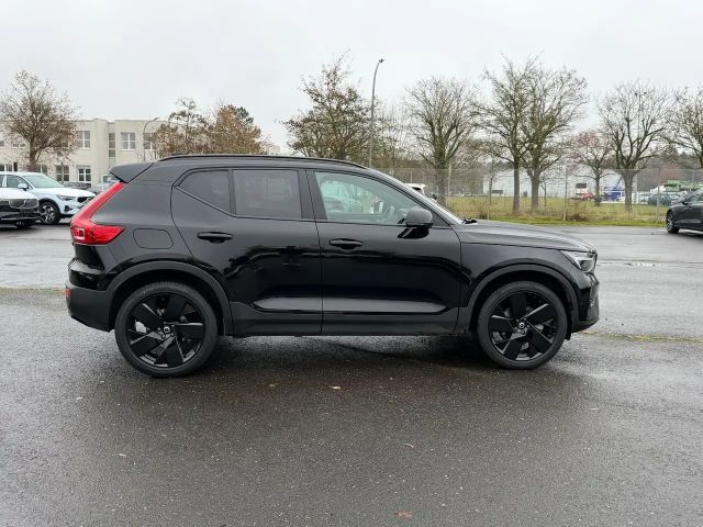 Volvo XC40 Plus