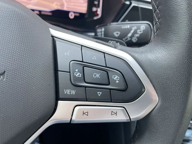 Volkswagen Touran 1.5 TSI DSG R-Line