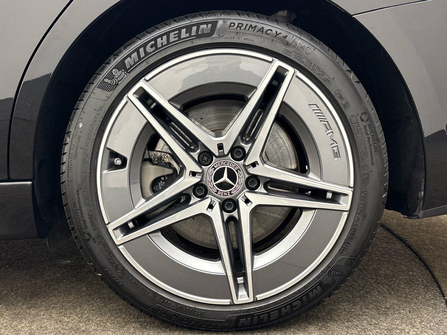 Mercedes-Benz C 300 4MATIC AMG Line Estate