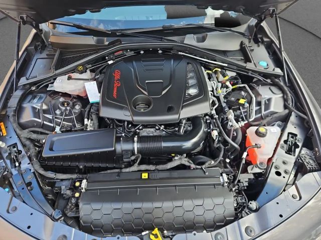 Alfa Romeo Giulia AT8 Q4 Veloce