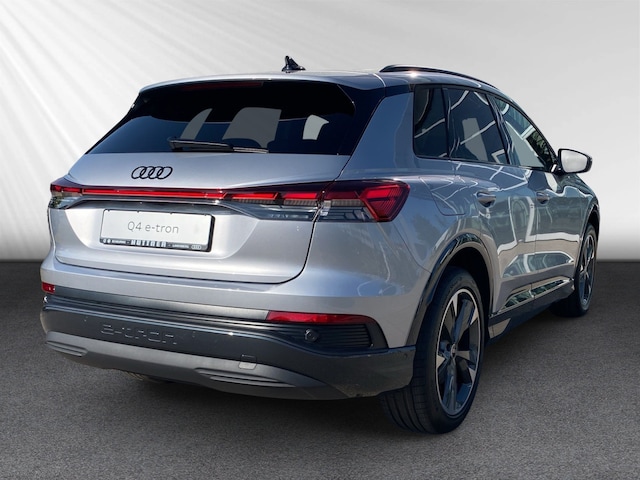 Audi Q4 e-tron SUV 45 e-tron Audi Q4 e-tron