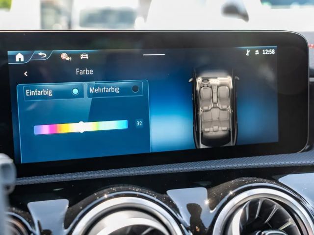 Mercedes-Benz CLA 200 AMG Line Coupé