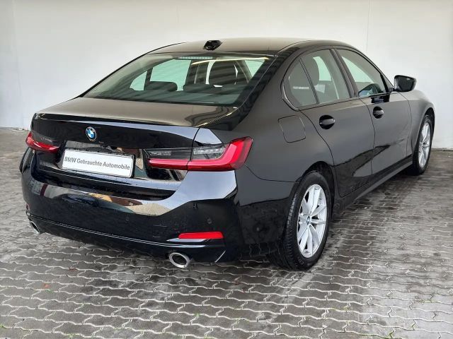 BMW 320 320d Sedan xDrive