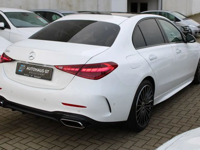 Mercedes-Benz C 200 AMG Line Sedan